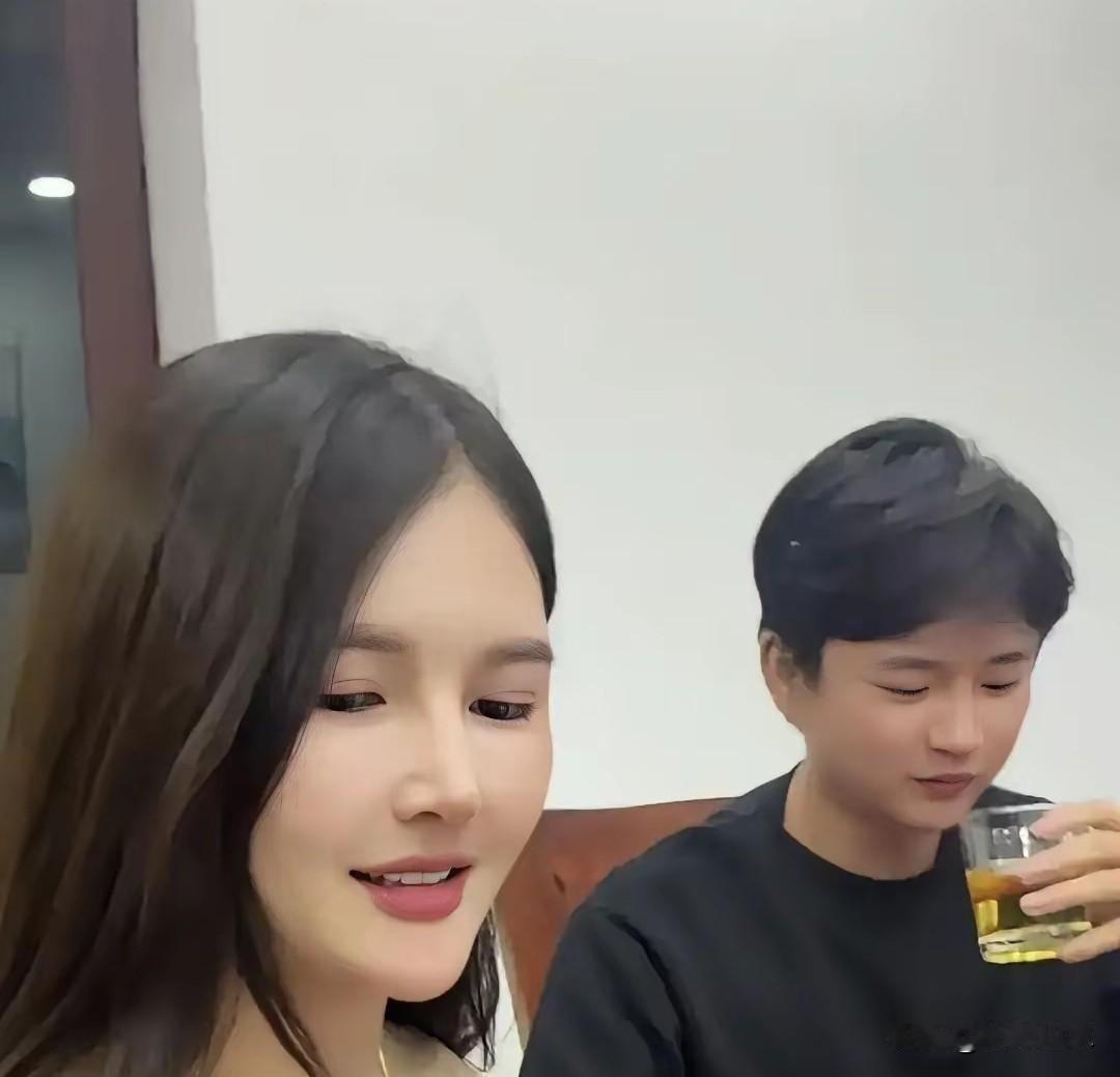 脸可以换，但是心不能补

老挝阿胜的妻子阿拉这次真的豁出去了。
不是针对别人。就