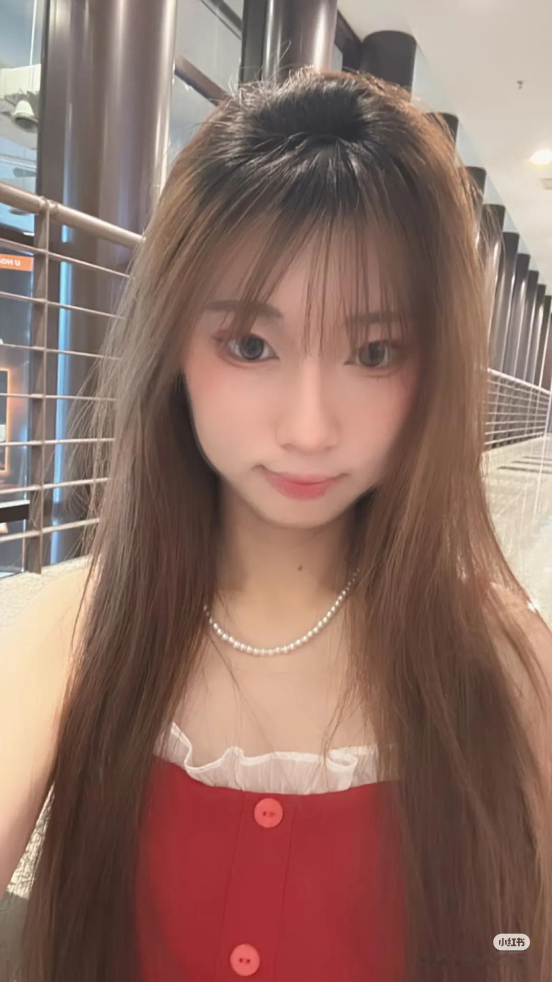 话说大马近几年就推出了许多样靓身材正，气质也相当不错的新晋博主，而琪琪就是其中之