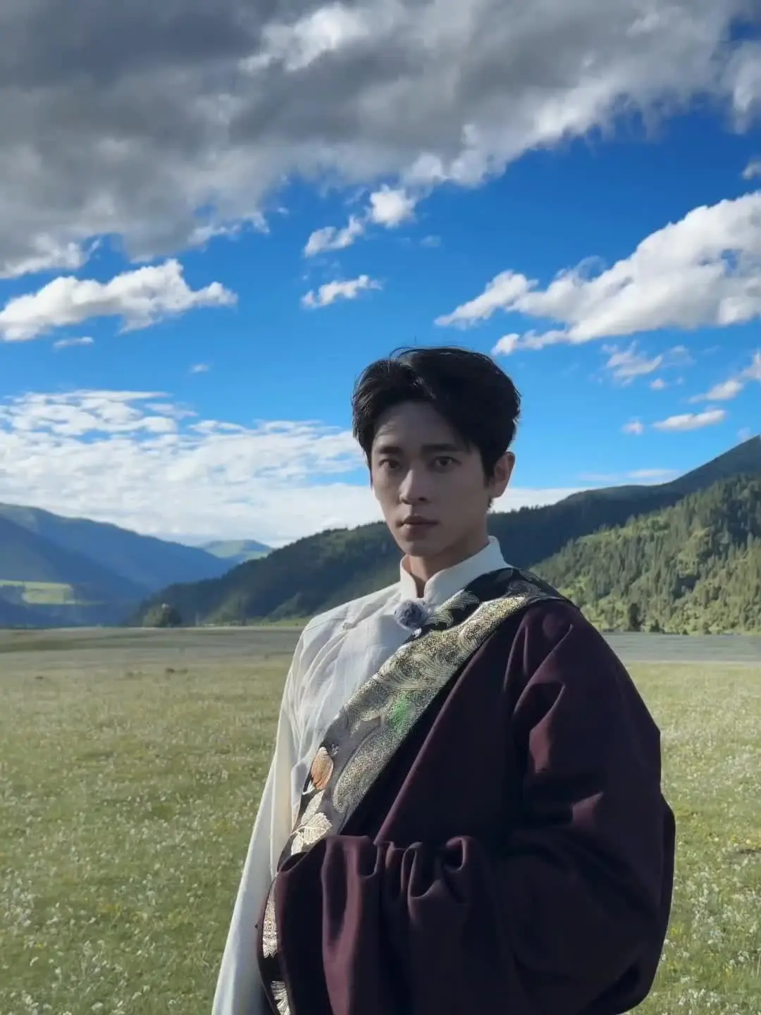 我被一阵风困在这里