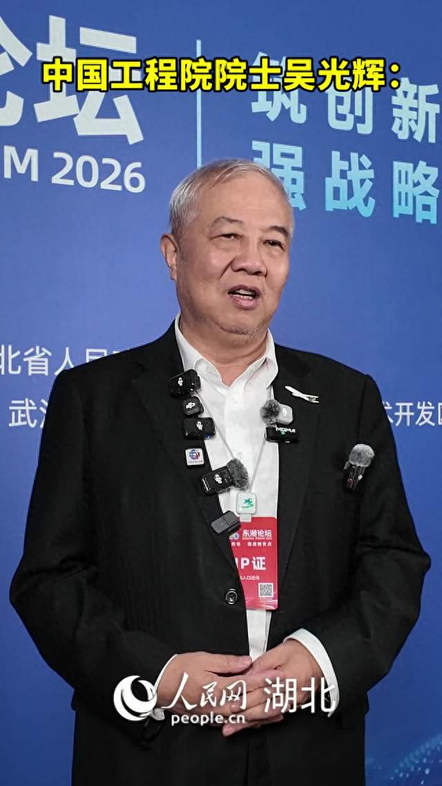 让科学家成为青少年向往和崇尚的职业