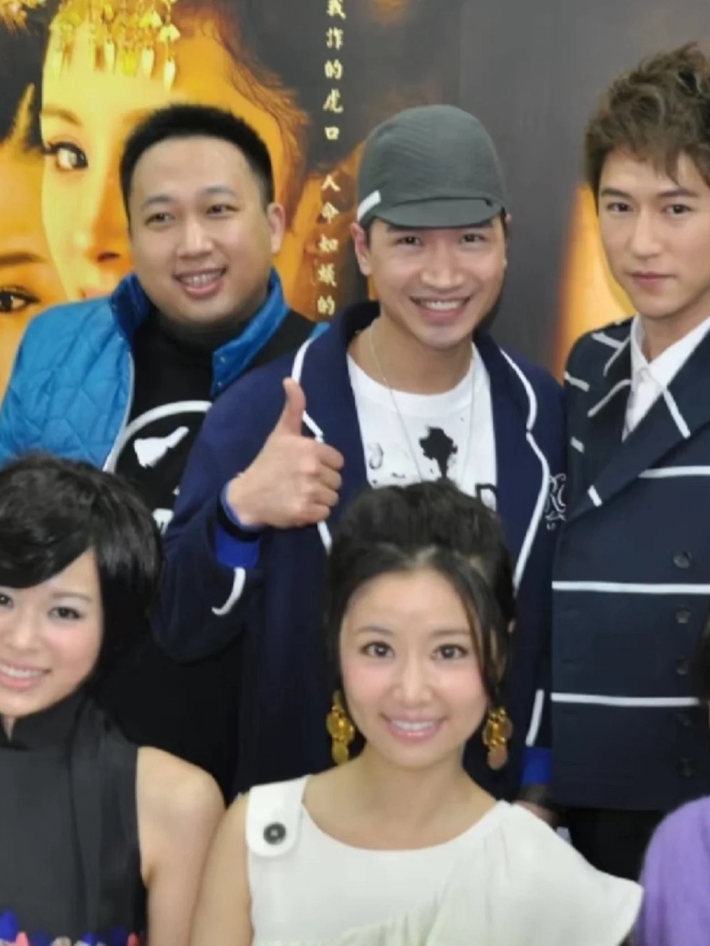 到底是不是朋友这周在追《子夜归》本来充了vip，。。。。结果满屏于正 许凯 何晟