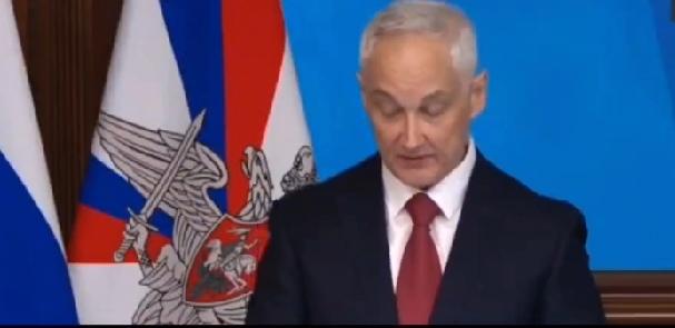 俄罗斯国防部长别洛乌索夫声称，北约正准备在几年内对俄罗斯发动攻击：
