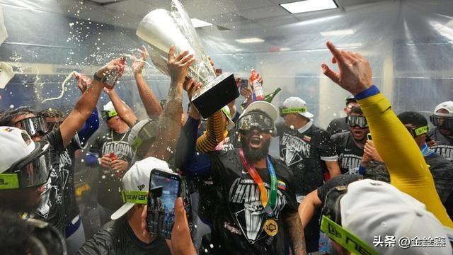 击败美国后，委内瑞拉全国放假！

“赢了！真的赢了！”3月17日晚，美国迈阿密，