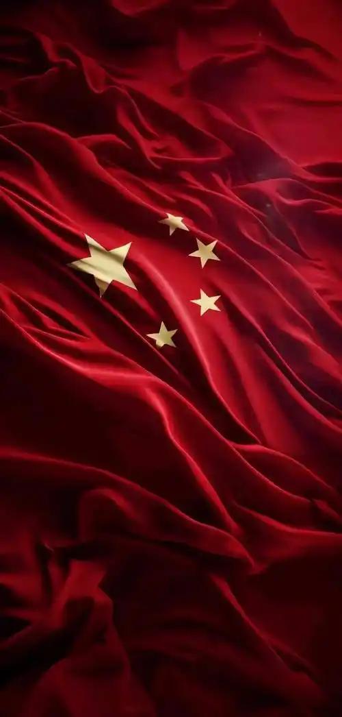 这一刻，我真切体会到了“此生无悔入华夏”！

昨晚深夜回家，走在灯火通明的街道上