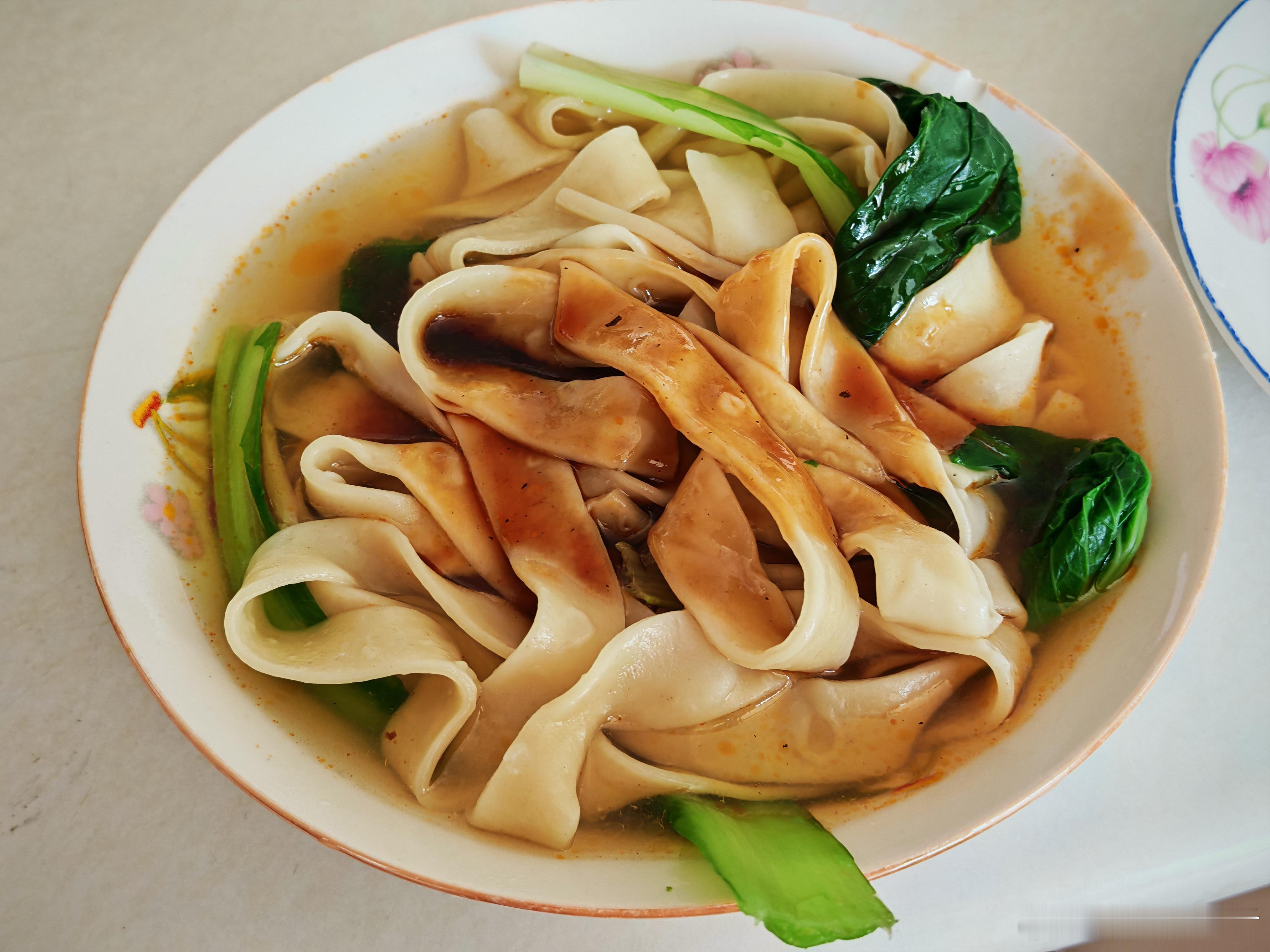 高德扫街榜美食摄影大赛 今天中午吃个唐山特色美食，正宗安徽板面！[嘻嘻]​​​