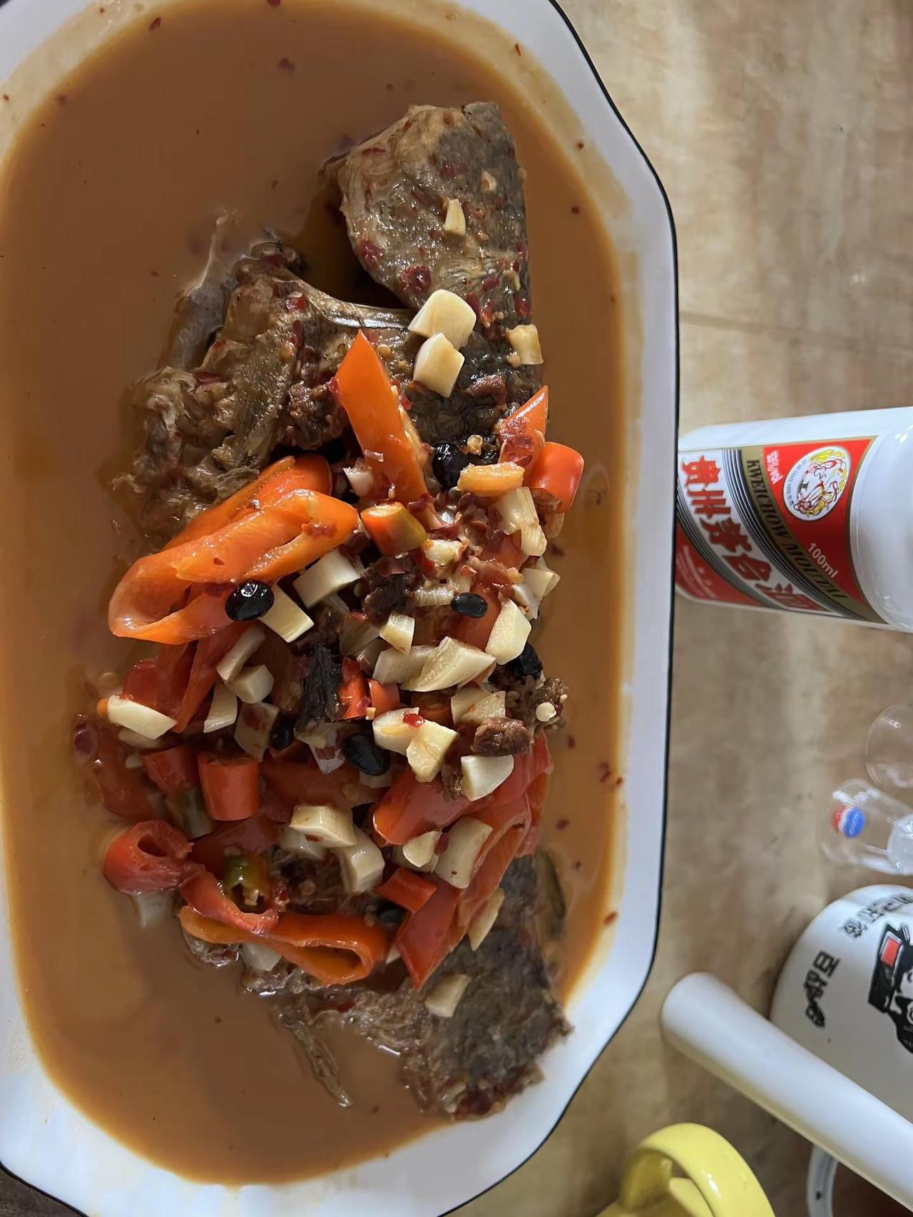 红烧鲫鱼，成本25，鱼20，辣椒5块！ 美食 舌尖上的美食 美食视频 vlog日