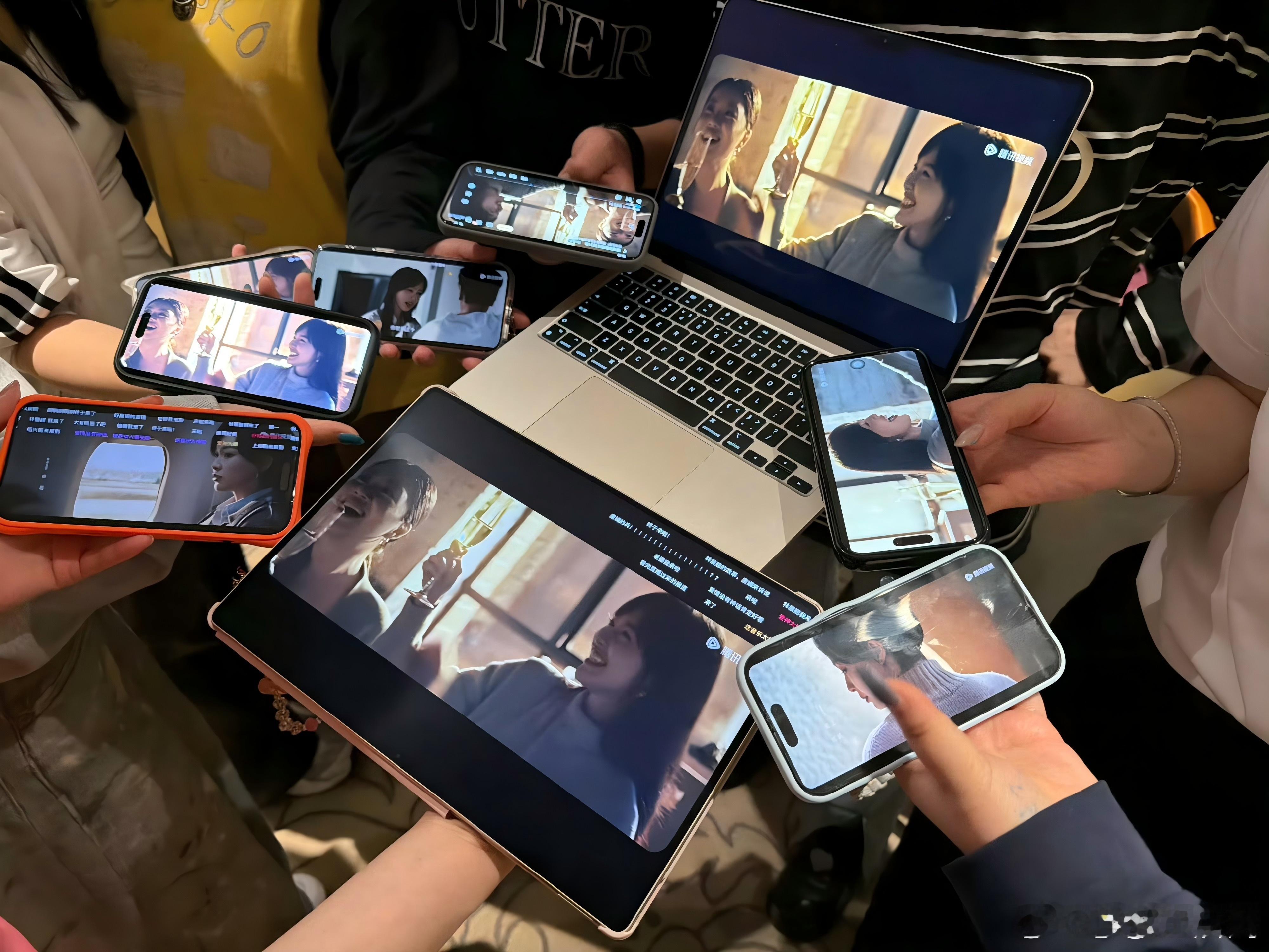 张若昀包场唐嫣新剧就喜欢看实力派演员之间的对决，而且每一个人演技都很在线，对于我