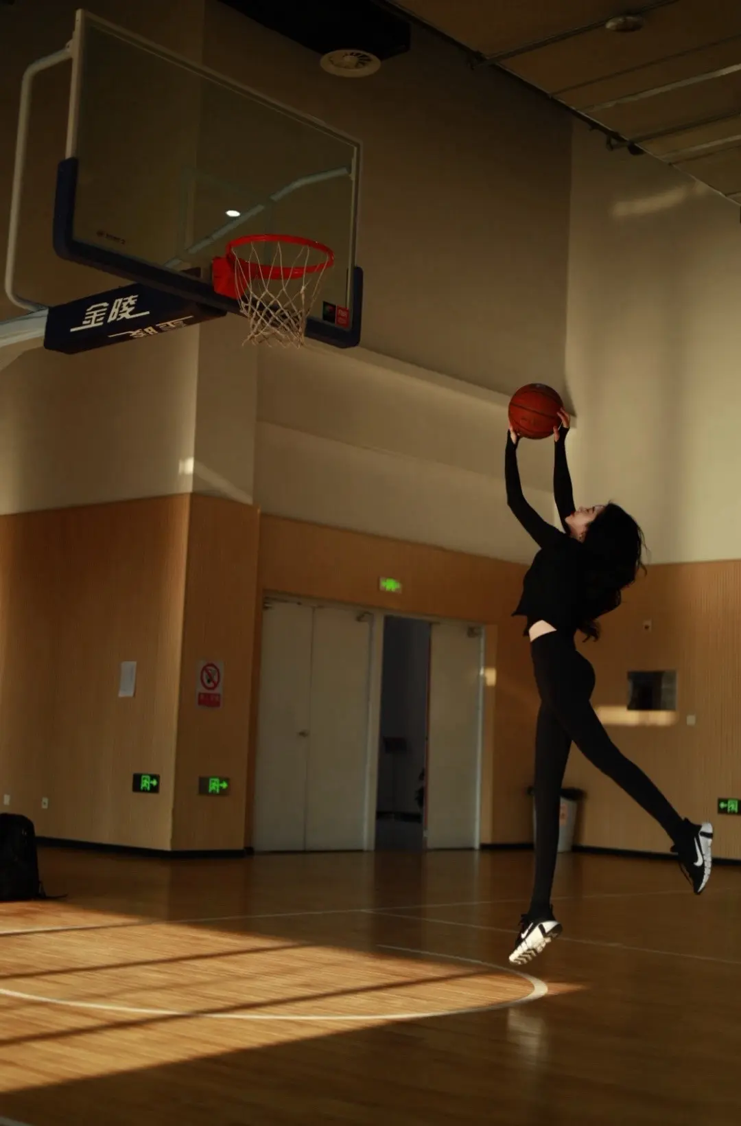 摊牌了 姐姐就是灌篮高手高手高高手🏀。