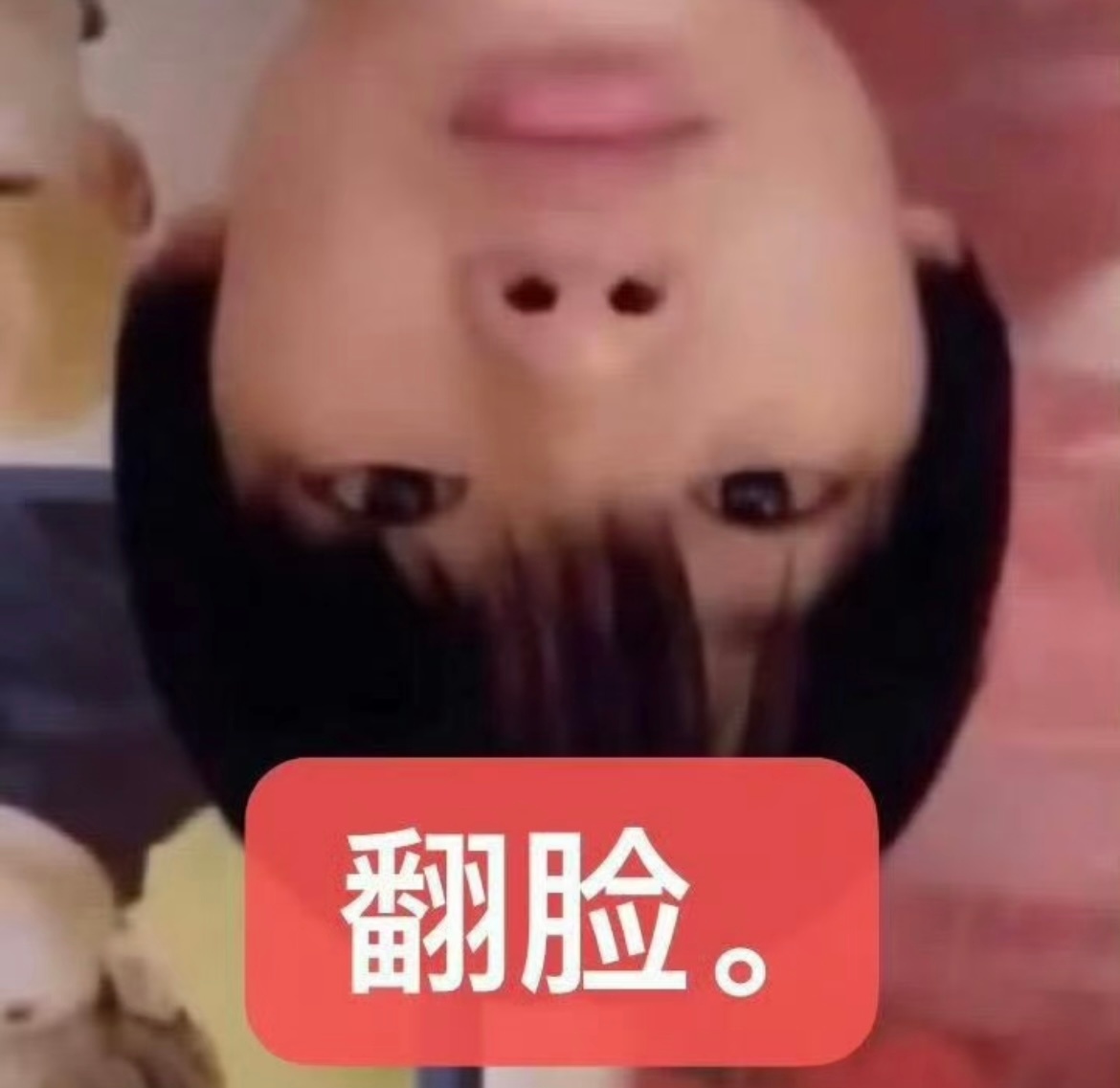 男厨师半裸救女客人被质疑后回应厨师赤裸上身施救卡喉女子引争议，网友真的太闲了，人