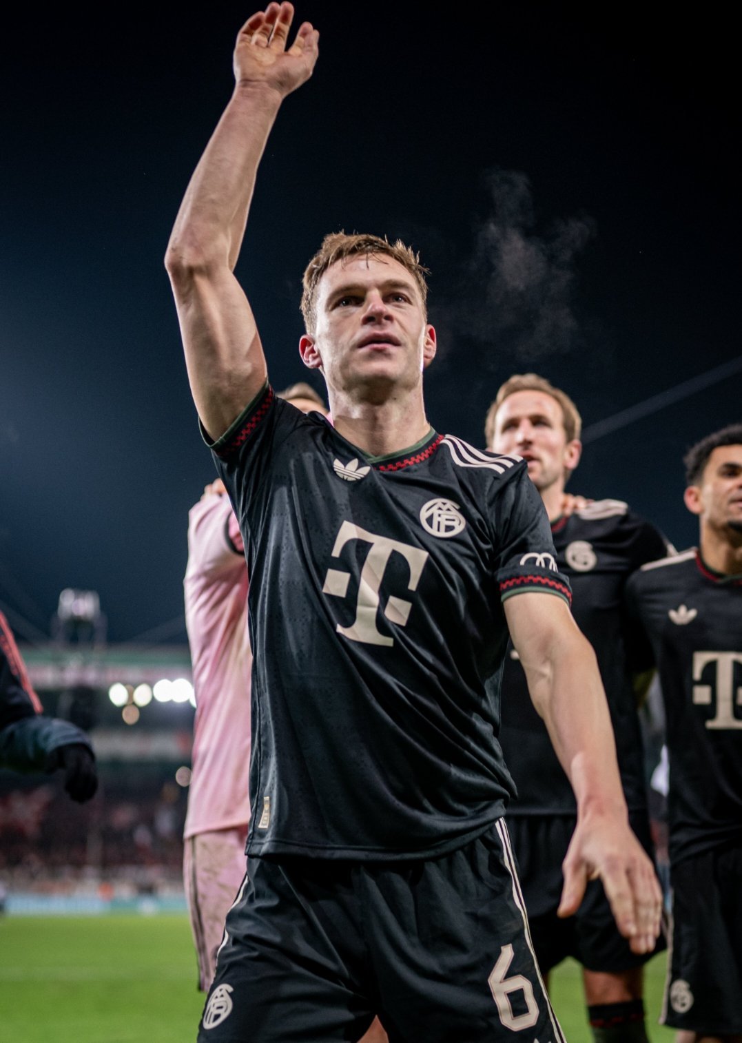 基米希：“我不确定我们上次晋级到这个阶段是什么时候了。感觉过去五六年里，我们总是