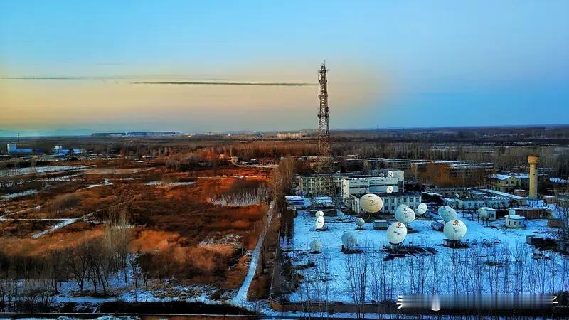 天南地北大拜年，这可是春节超有仪式感的事儿！正月初一拜年，还有不少讲究呢。这天不