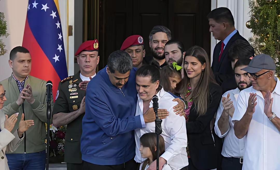 ​近日，委瑞内拉总统罗德里格斯非常让人失望，她不但迎合美国，把委瑞国家变成美国的