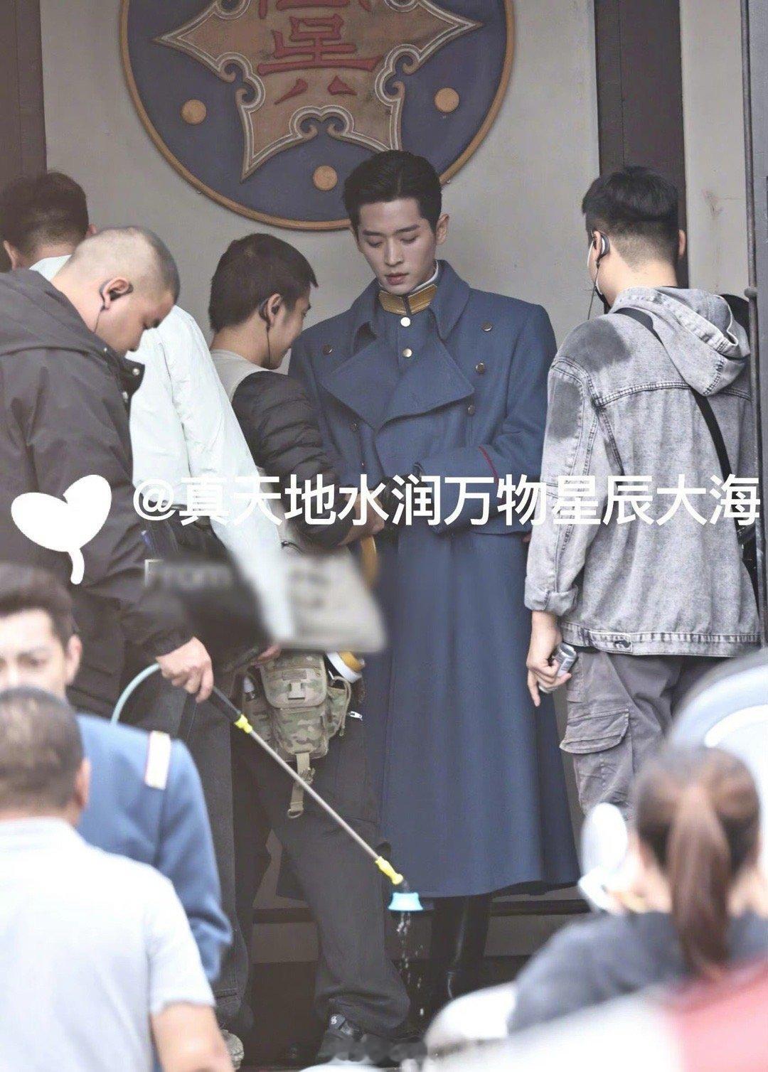 丞磊玉簟秋首套造型路透 哇塞，又是被丞磊的气场惊艳到的一天呢，丞磊在电视剧《玉簟