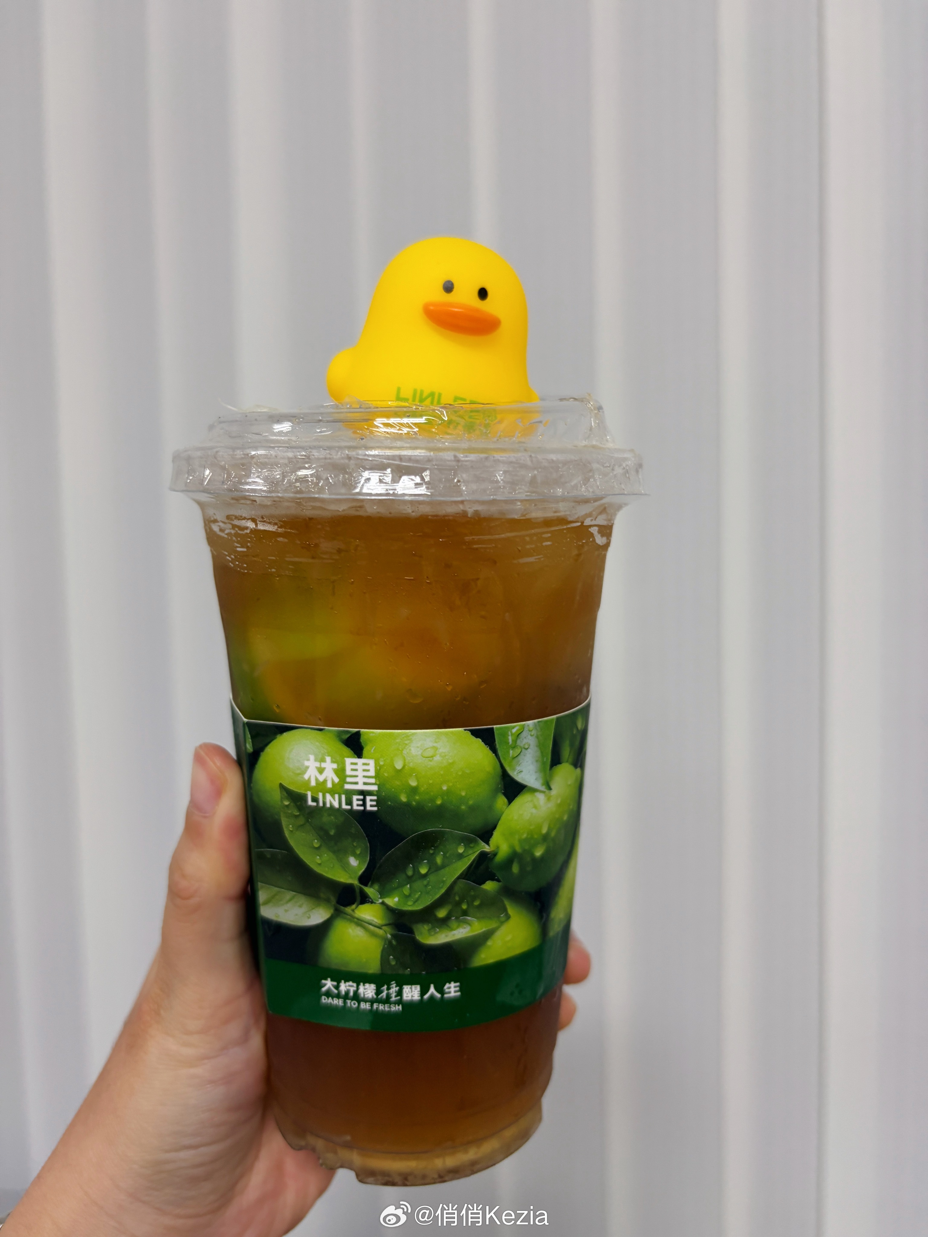 忙到扑街的9月💦喝杯柠檬茶提提神[好运连连]冷知识：听说以前的“邻里”“鄰里”