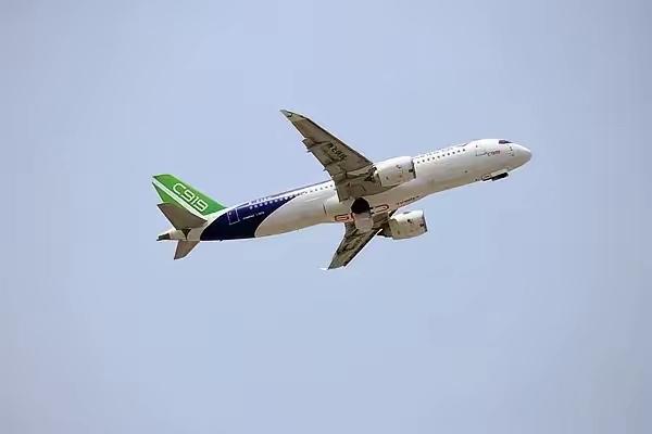 美欧联手扣下通行证，誓要让国产大飞机C919砸在手里无法飞出国门。然而波音破产危