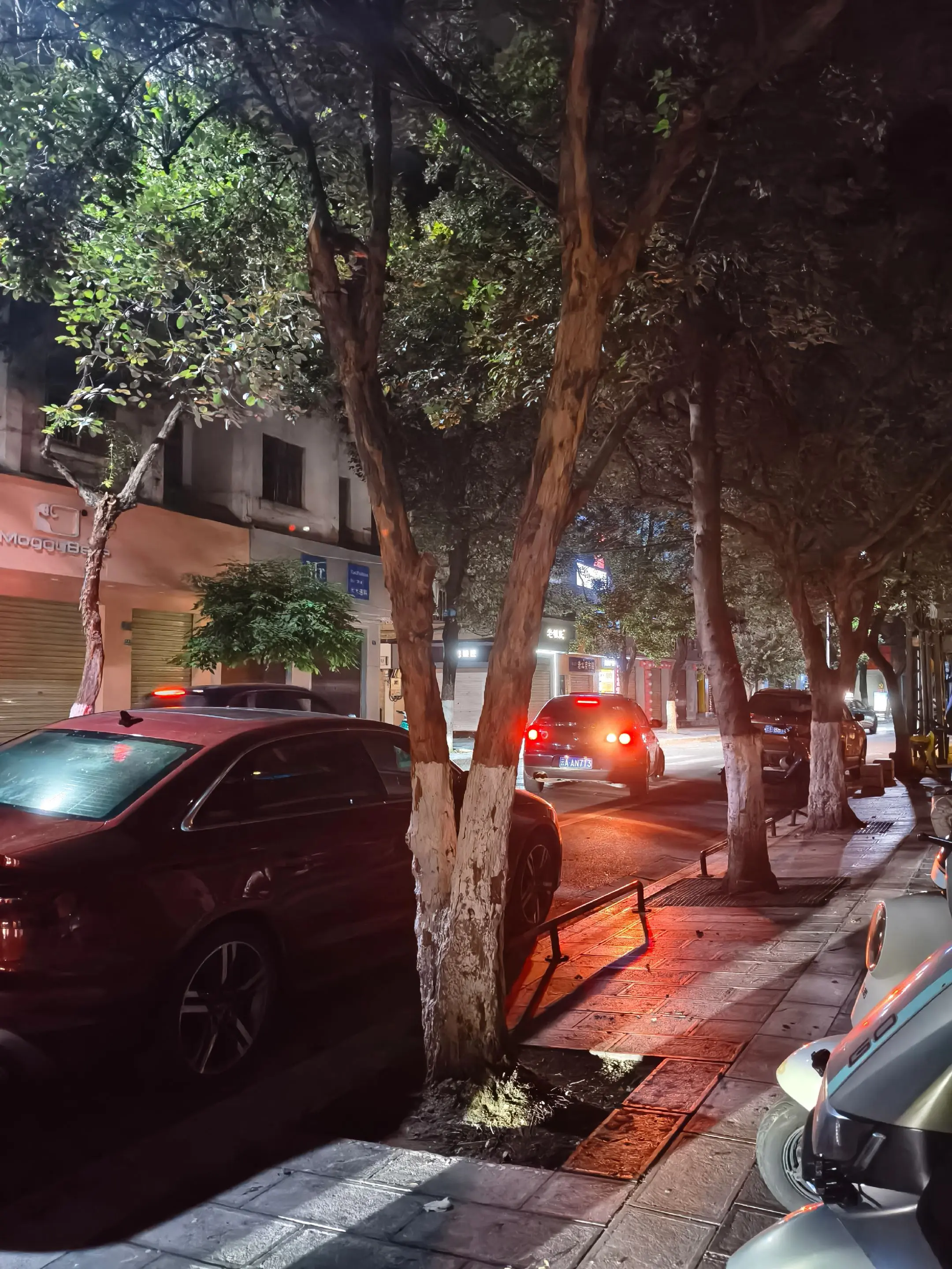 没有的东西就苦 没有什么自由是自己不能获取的 努力吧 马晓澄
