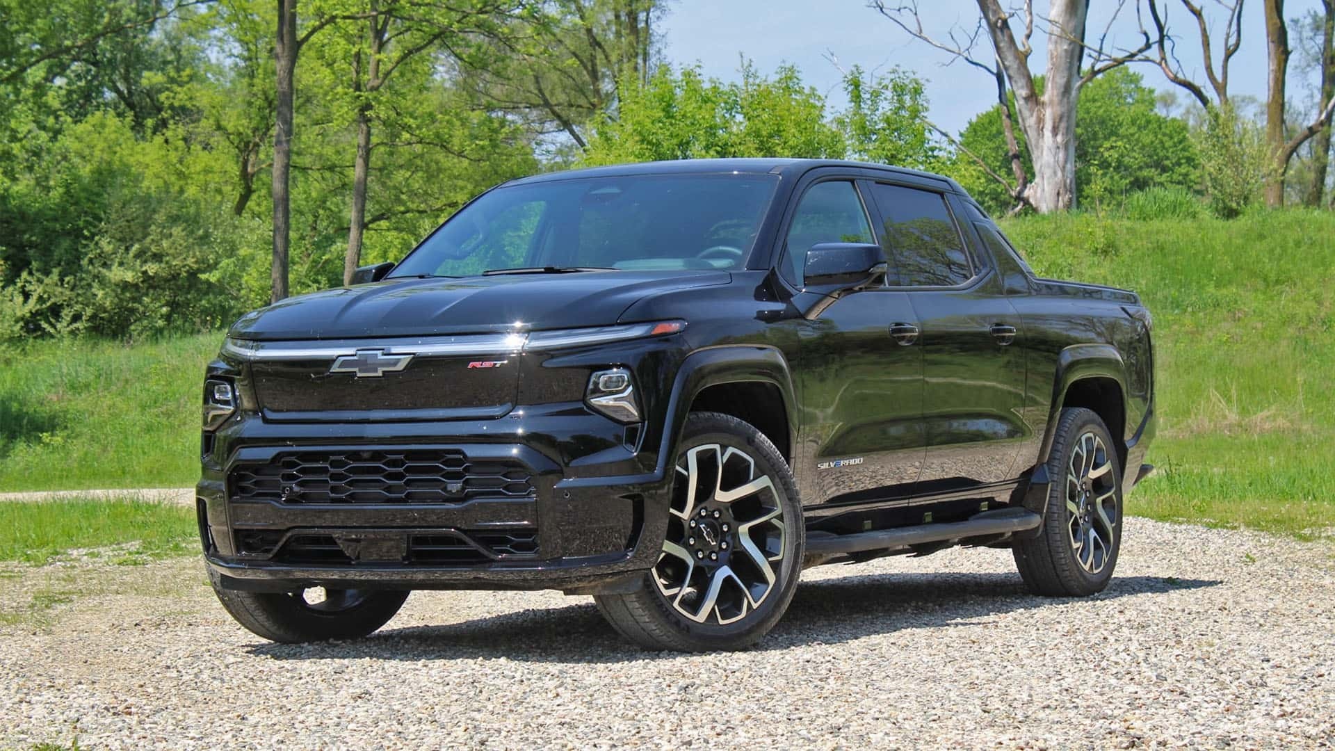 Chevrolet Silverado EV RST 