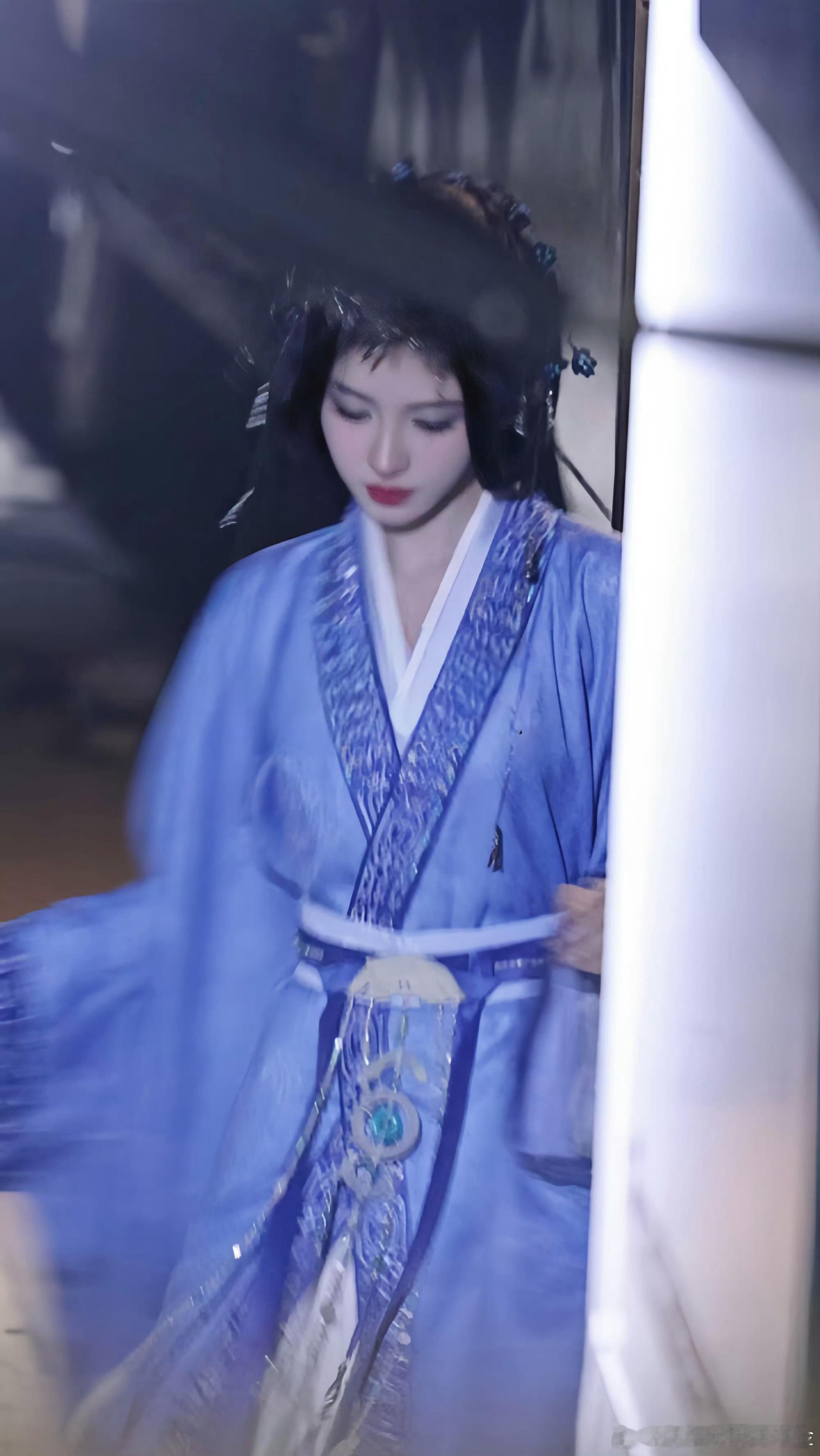 鞠婧祎版苏绿夏vs岳雨婷版苏绿夏只期待鞠婧祎苏绿夏，我现在是真的能感受到鞠婧祎的