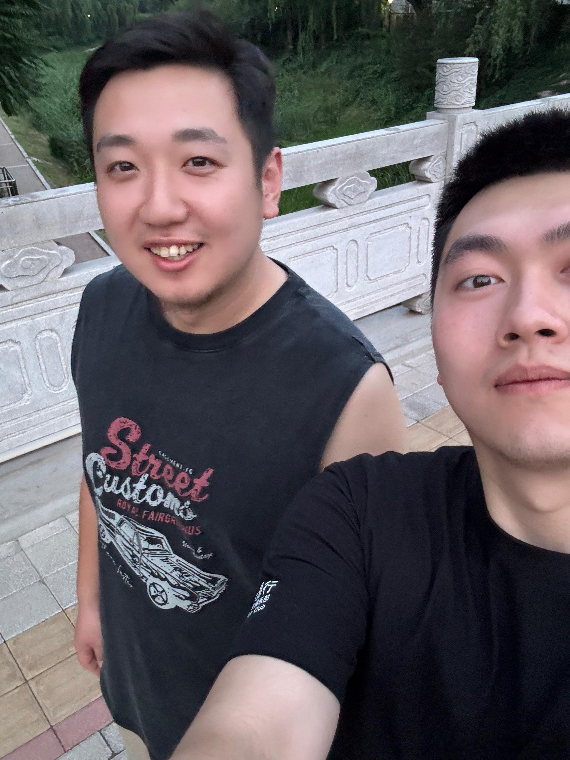 跟发小儿锻炼的第一天 希望他能坚持[doge] ​​​