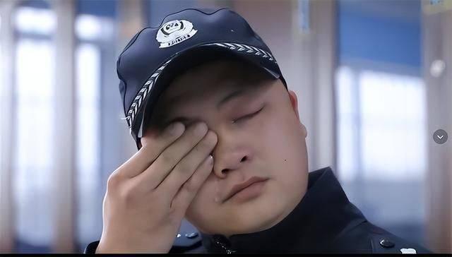 2019年，云南小伙被捕入狱，狱警看他脸熟便主动调取档案查看，没想到小伙13年间