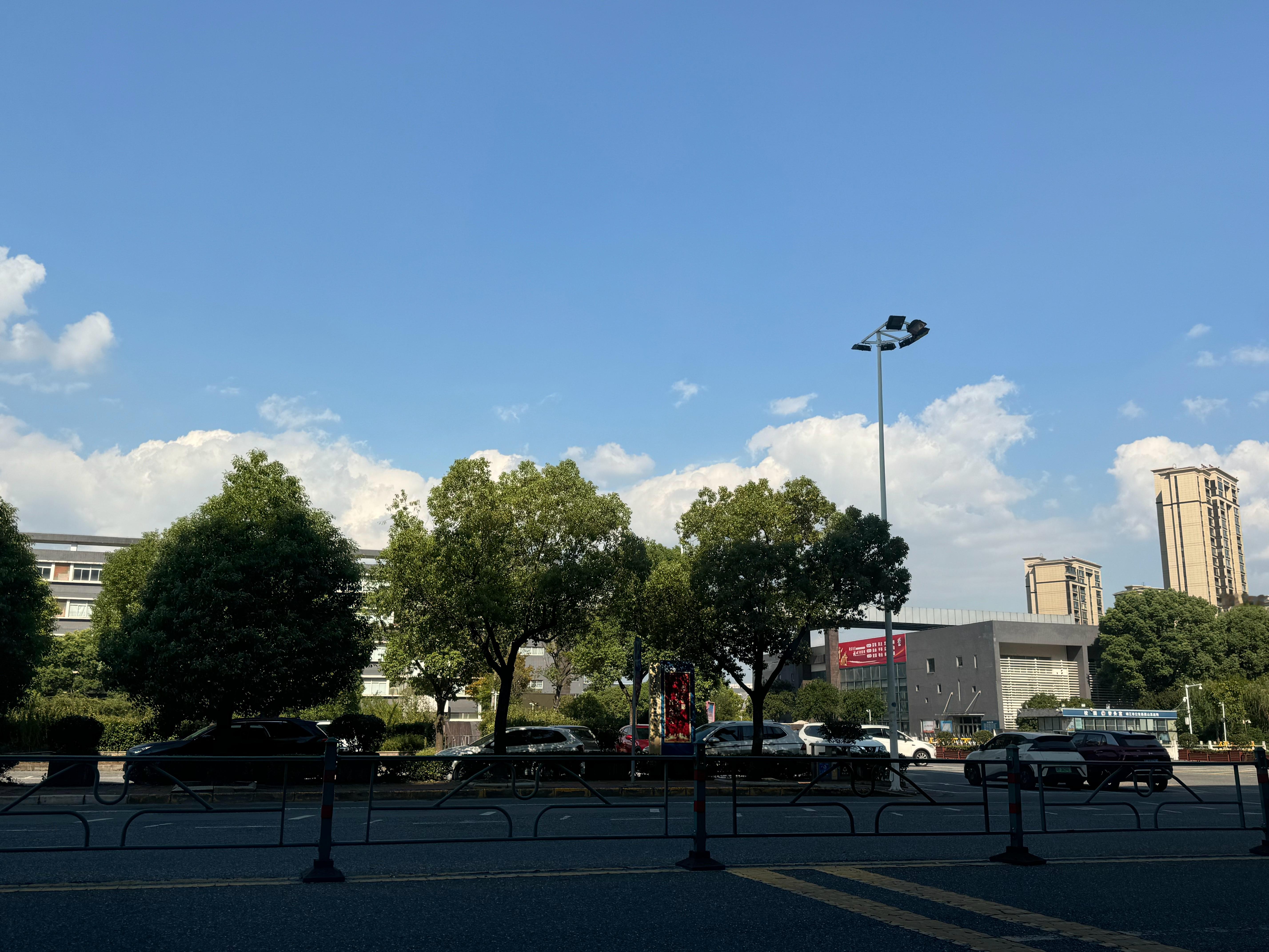 我的母校[春游家族]好陌生啊 ​​​