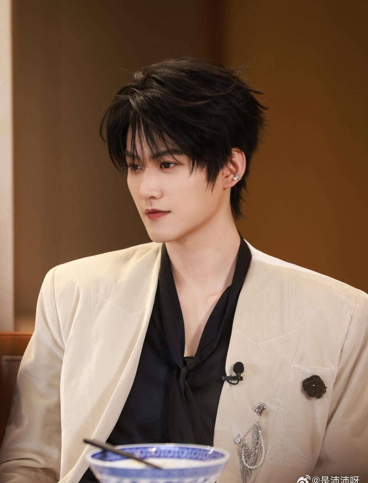 少年在仲夏里的拼搏，是歌颂这个季节最好的证明” 
"𝒀𝒐𝒖𝒕𝒉'𝒔 