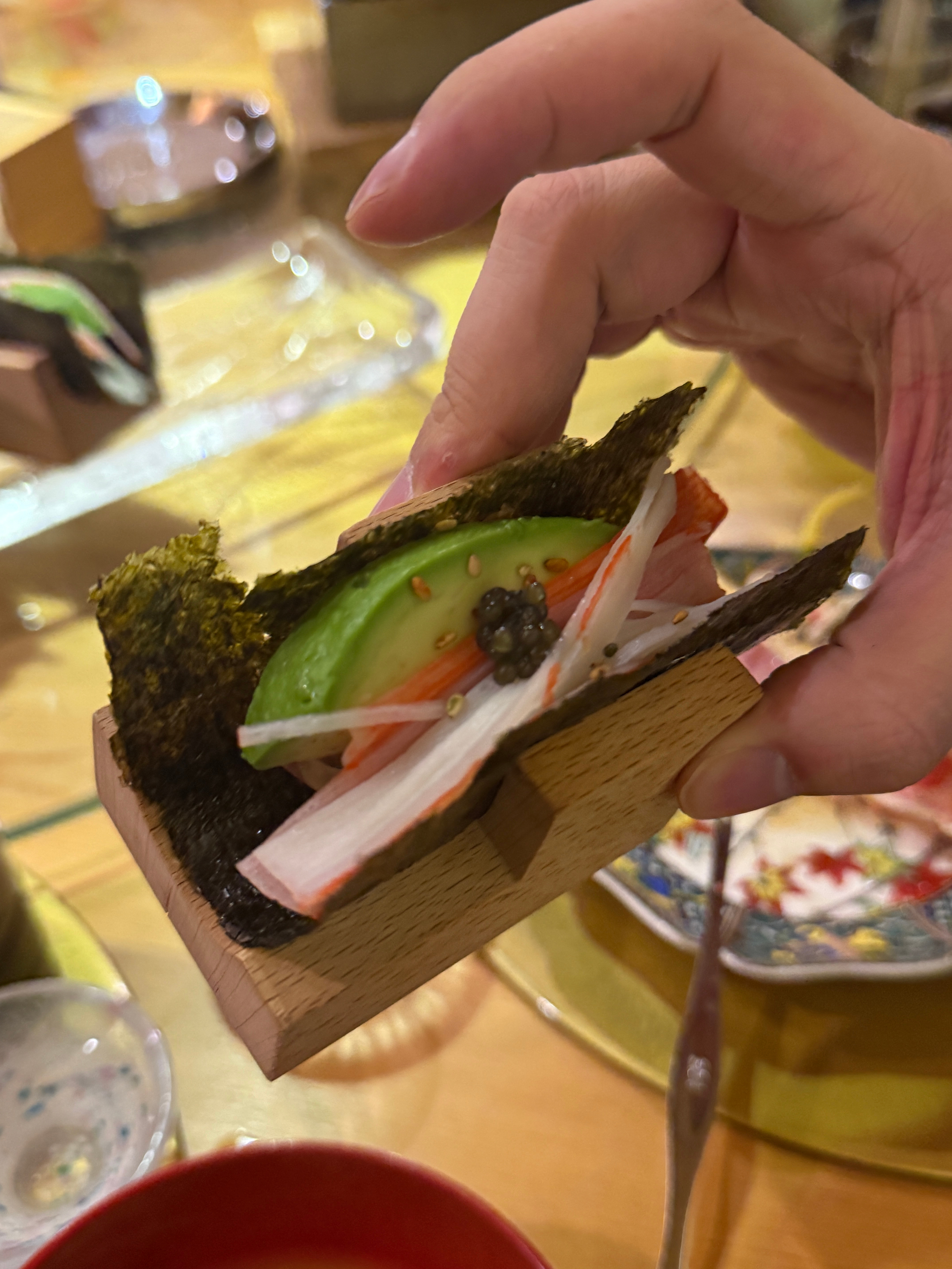 p123去skp试了一下被赵今麦种草好久的miumiu发夹 一直觉得花几千买个发