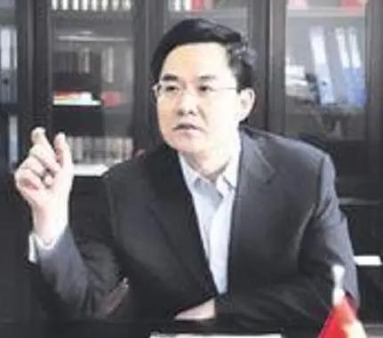 淄博市原副市长刘东军官宣，长期深耕住建领域，曾任职淄川区
 
1962年出生的老