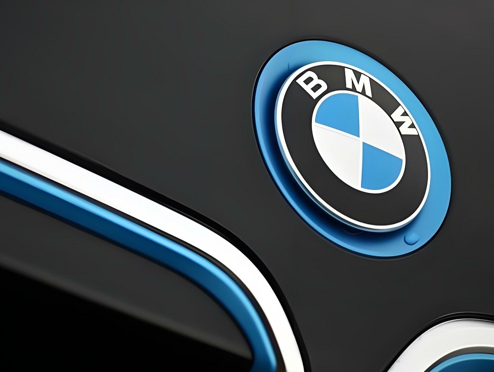 宝马官宣降价 看了一下，主要是高价车型或者相对比较冷门的车型降得比较猛，3系5系