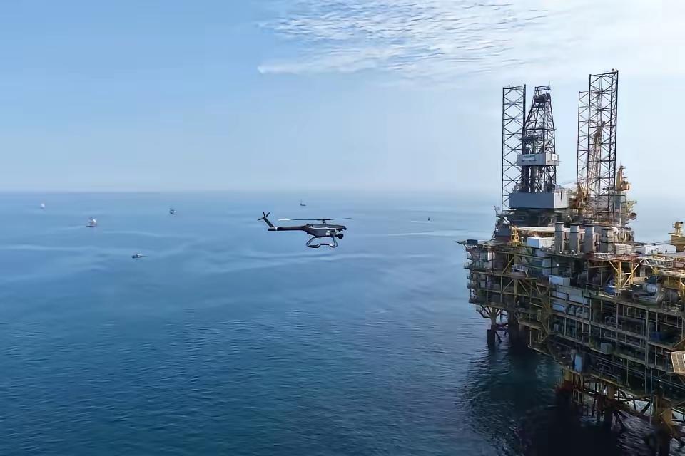 就在全世界都被中东的战火所吸引的时候，东方大国又做了大事情，据央视新闻通报，我国