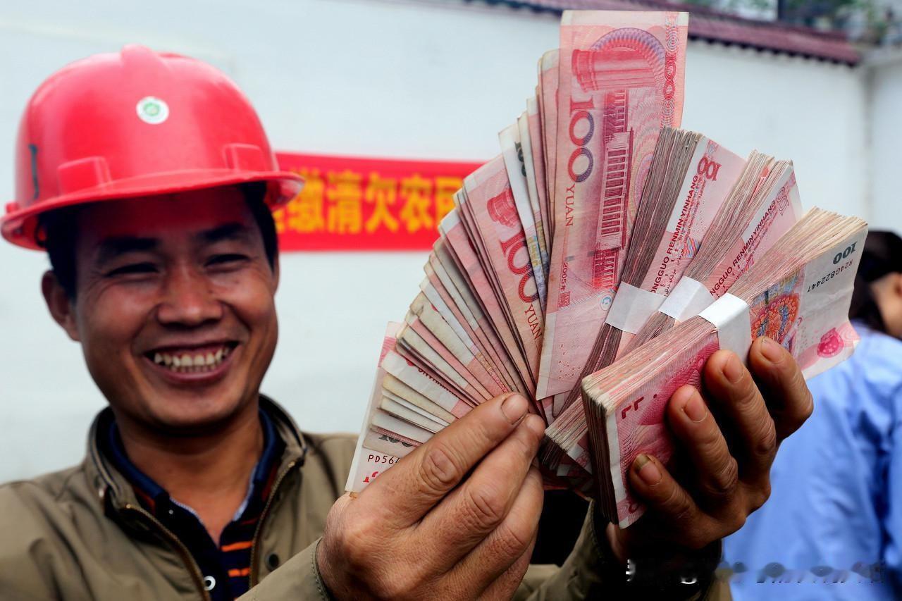 你是真瞎啊！还说包产到户农民并没有富起来，看不见农民早彻底翻身当主人了？

以前