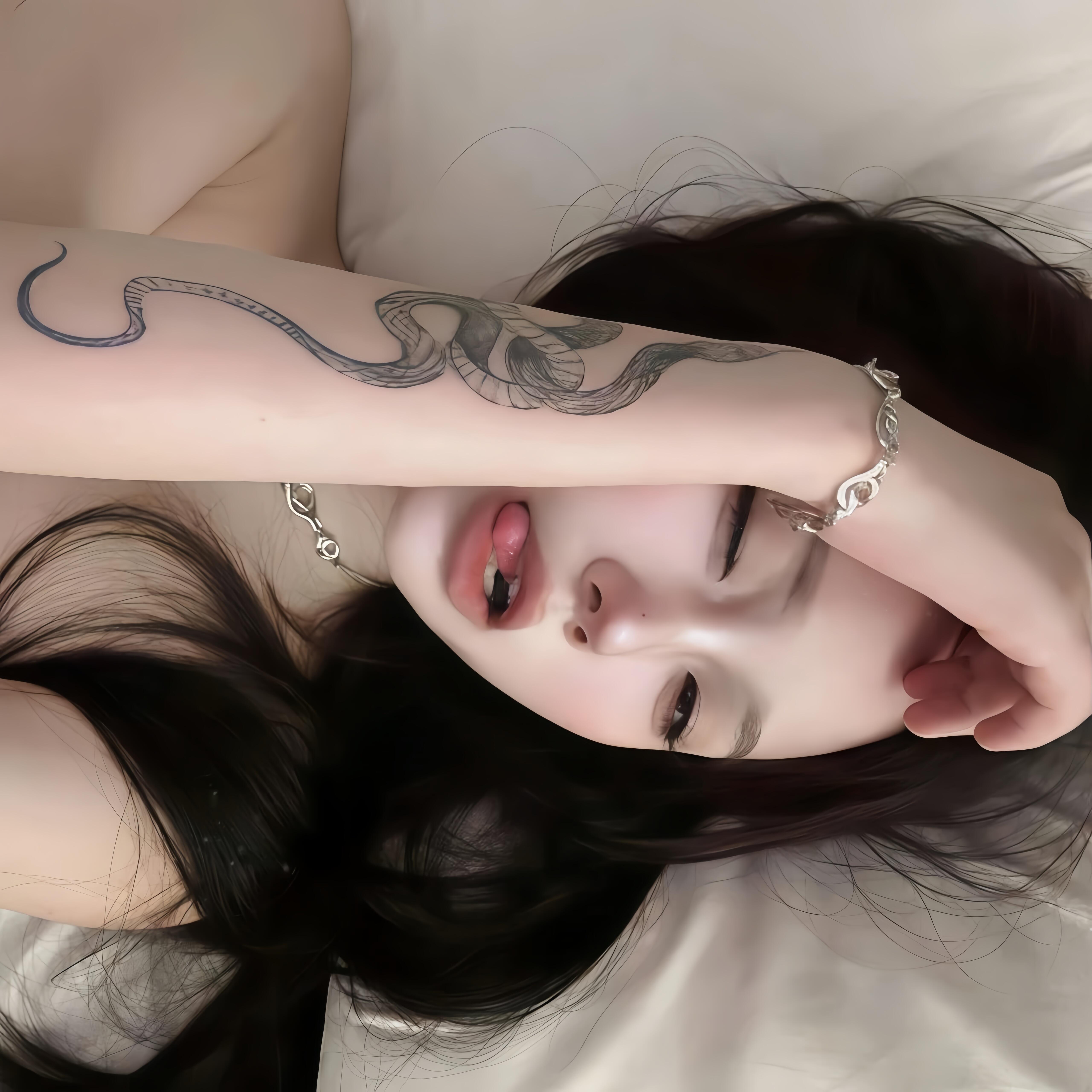 WeChat｜高级感女头无水印头像[超话] ​​​