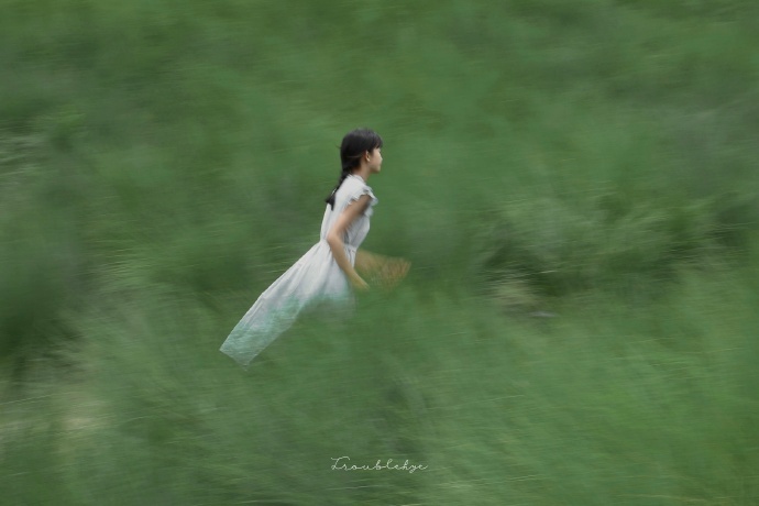 善良的人往往容易相信别人的善良，并因此低估了恶人存在并且作恶的可能性。——周国平