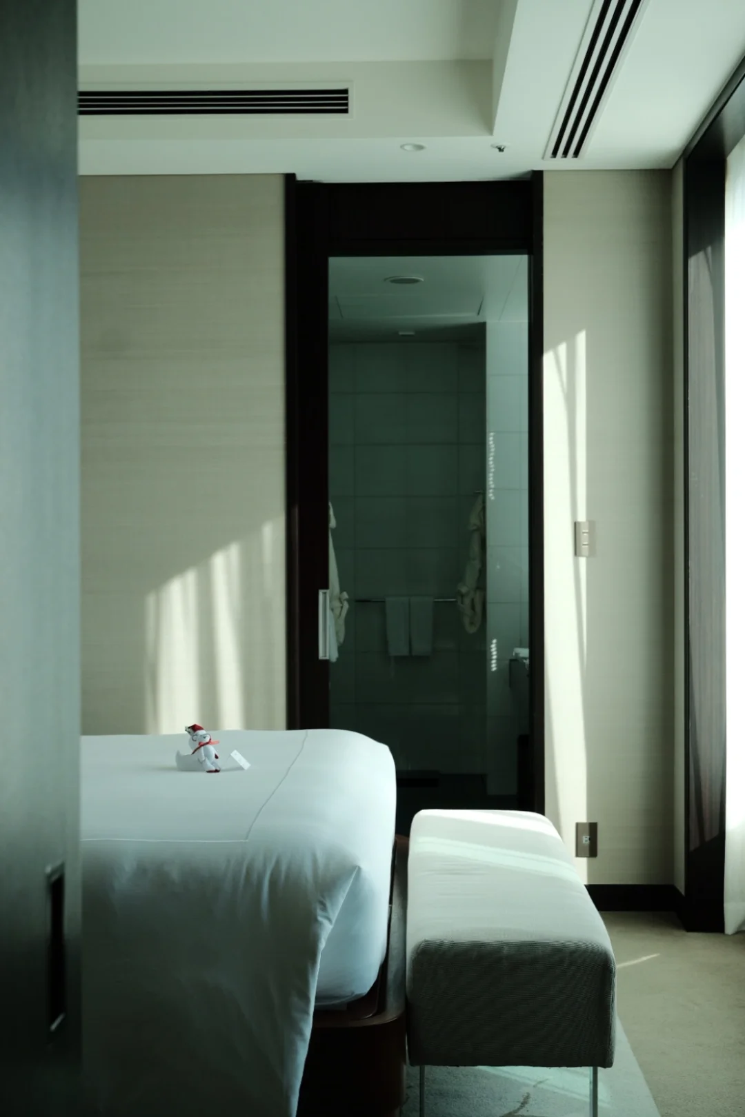 conrad tokyo｜慵懒的湾岸蓝