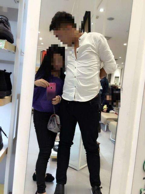 是这样的，我女朋友155身高，但是只有85斤左右，很瘦，手脚特别瘦，当然凶也不大