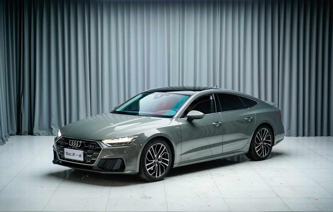 24年奥迪A7
24款 45 TFSI 臻选型， 2024-03上牌，行驶里程1