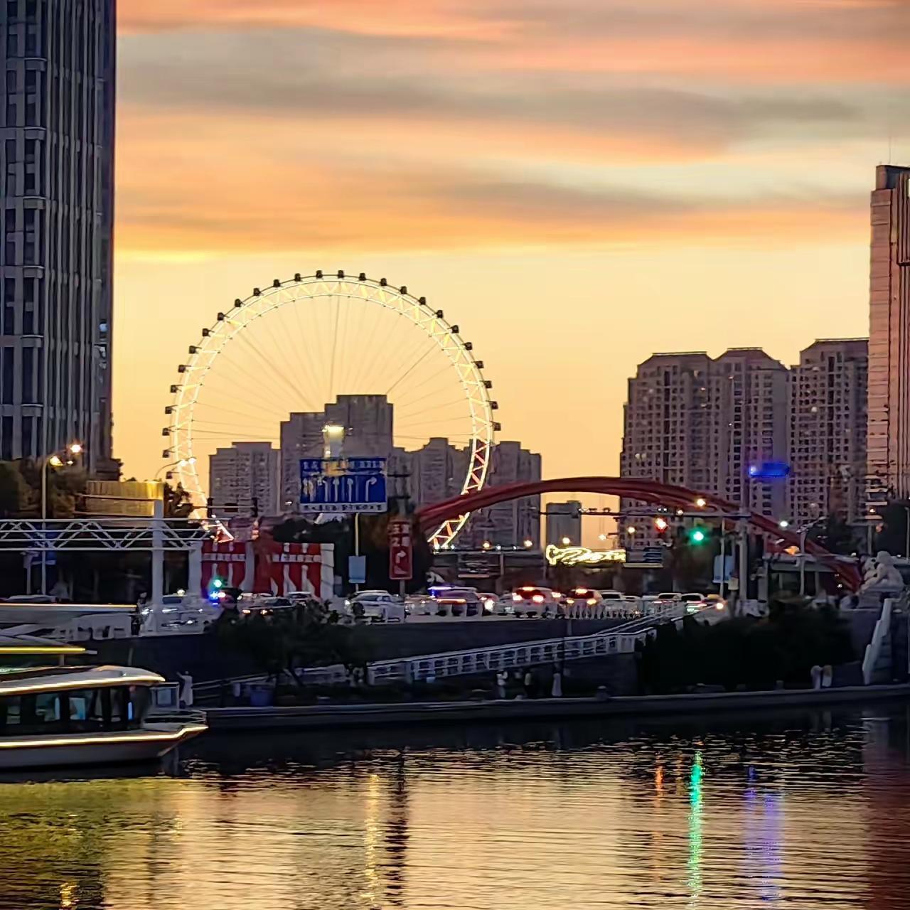 历经世事才明
最稳的心态
是不浮躁 不偏执
 
再难的境遇
也需要松弛感
 
别