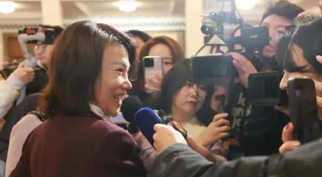 中国目前的海外投资已经到了极其严峻的地步，非常非常的危险。咱就说现在海外投资这块