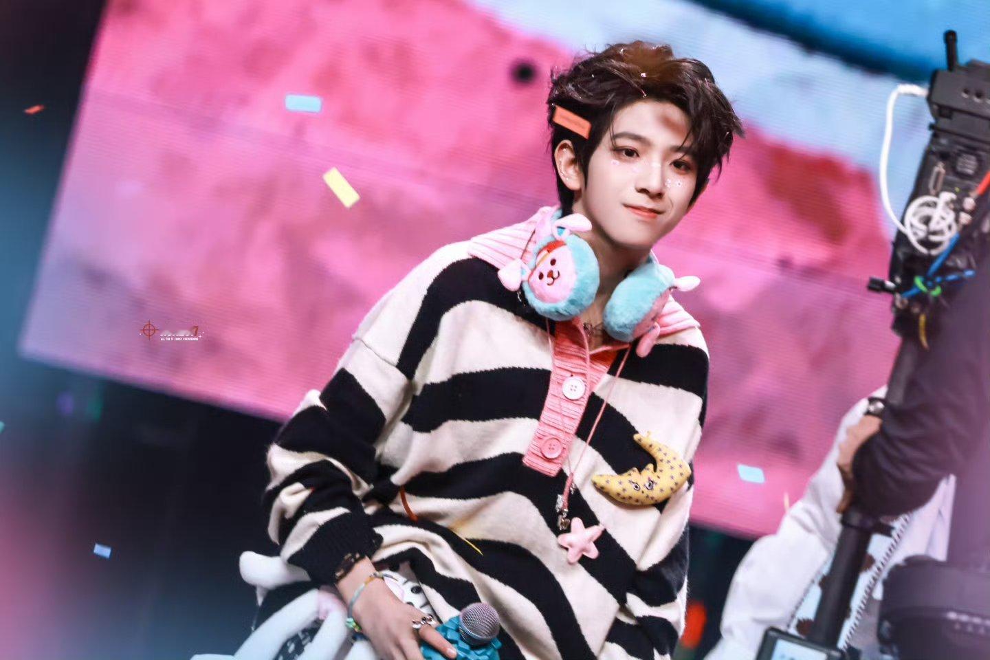 陈浚铭大背头如此权威爱看一些小男孩man名场面