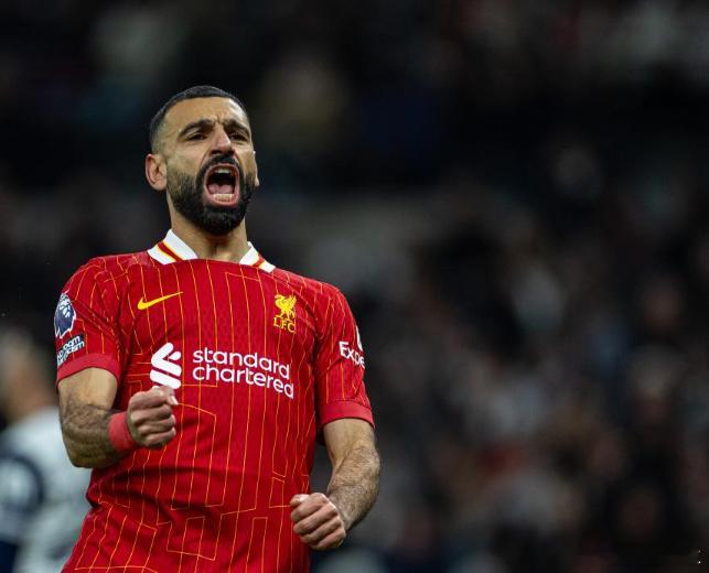 今日足坛速递｜欧冠逆转狂潮 + 花边争议齐刷屏！🔥 赛事爆点速递欧冠第 6 轮