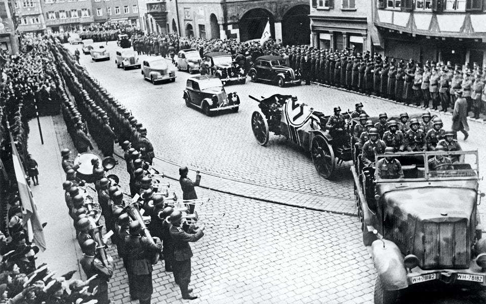 隆美尔出生于符腾堡王国的Heidenheim，位于乌尔姆郊外  父亲是海登海姆的