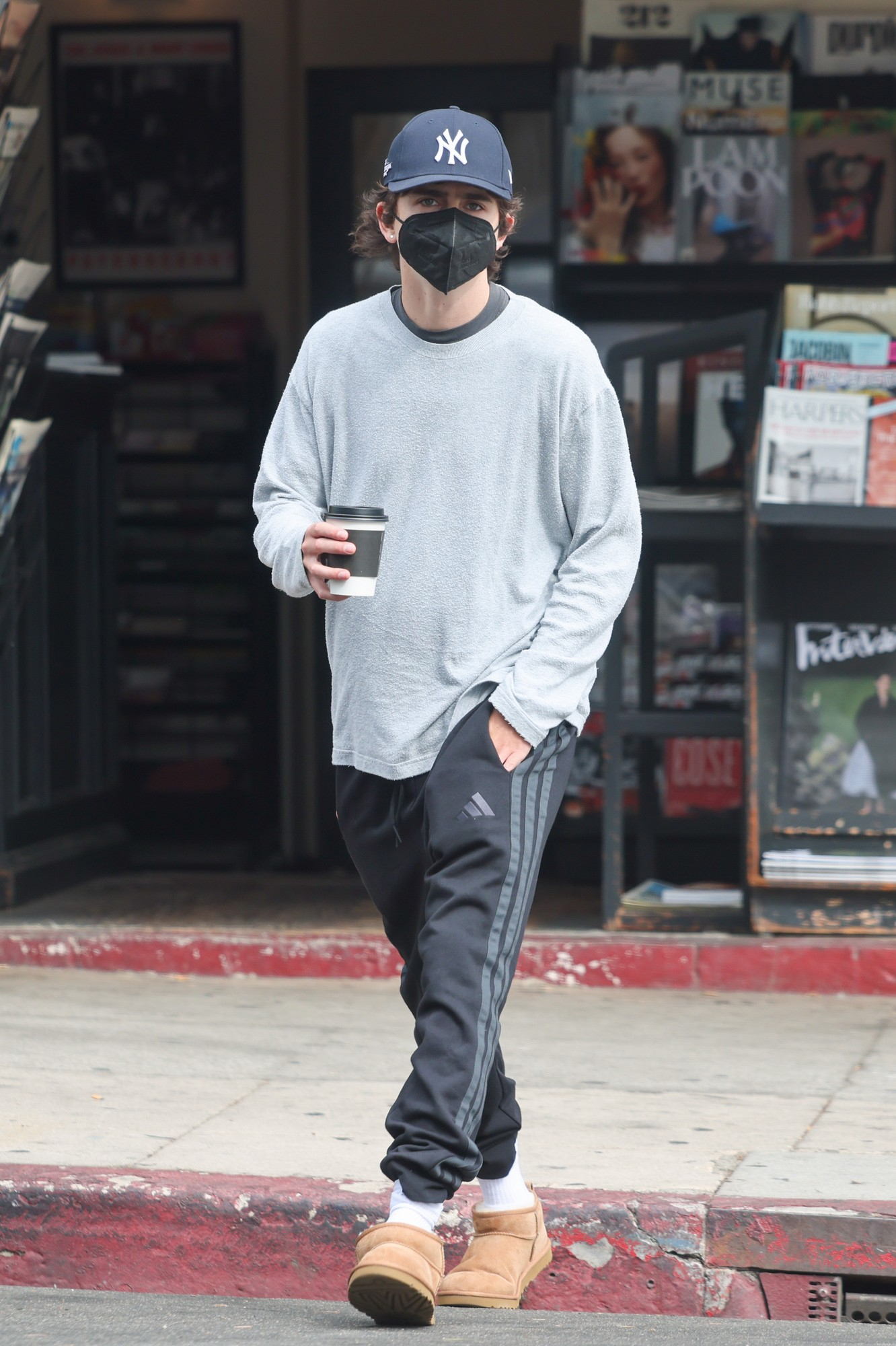 Timothee Chalamet 12日加州Los Feliz外出 ​​​