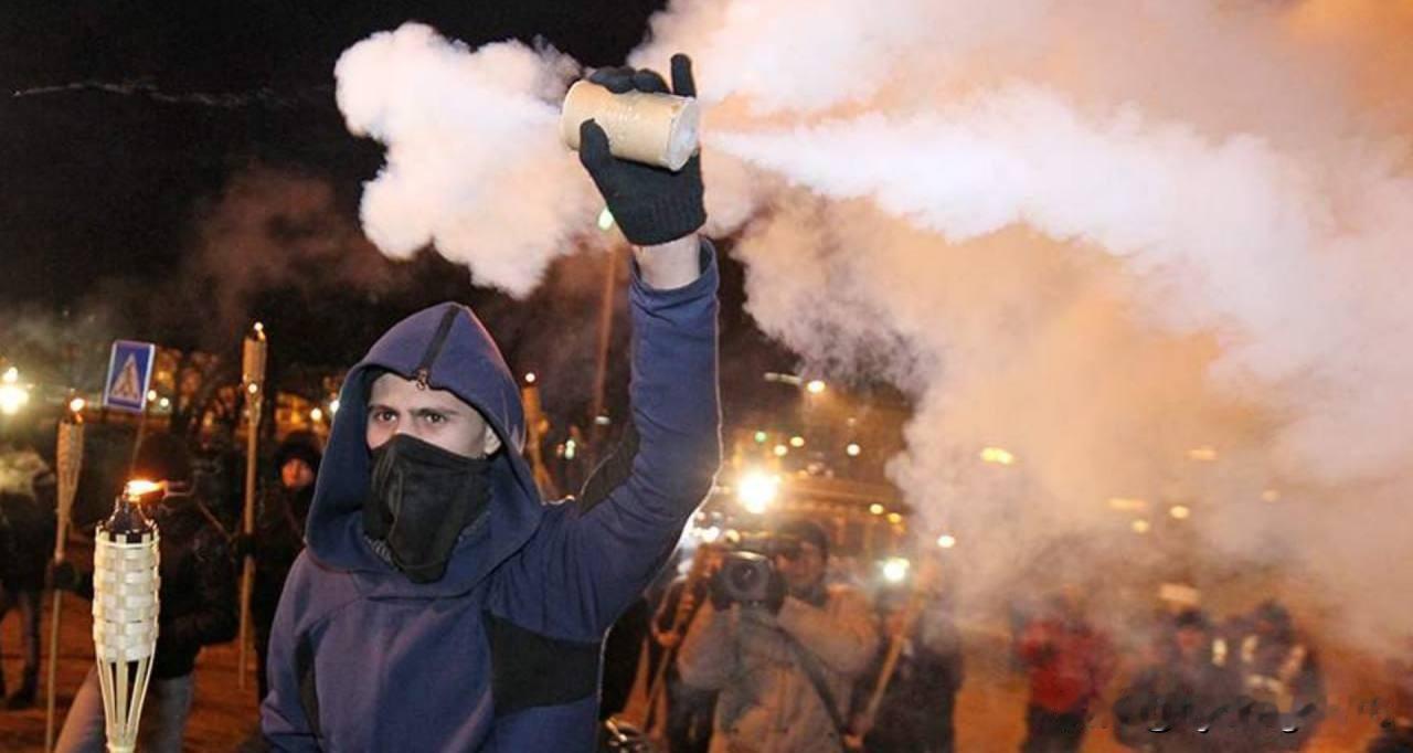 🇮🇱🇺🇦 以色列驻乌克兰大使馆对基辅独立广场（Maidan）集会上出现的