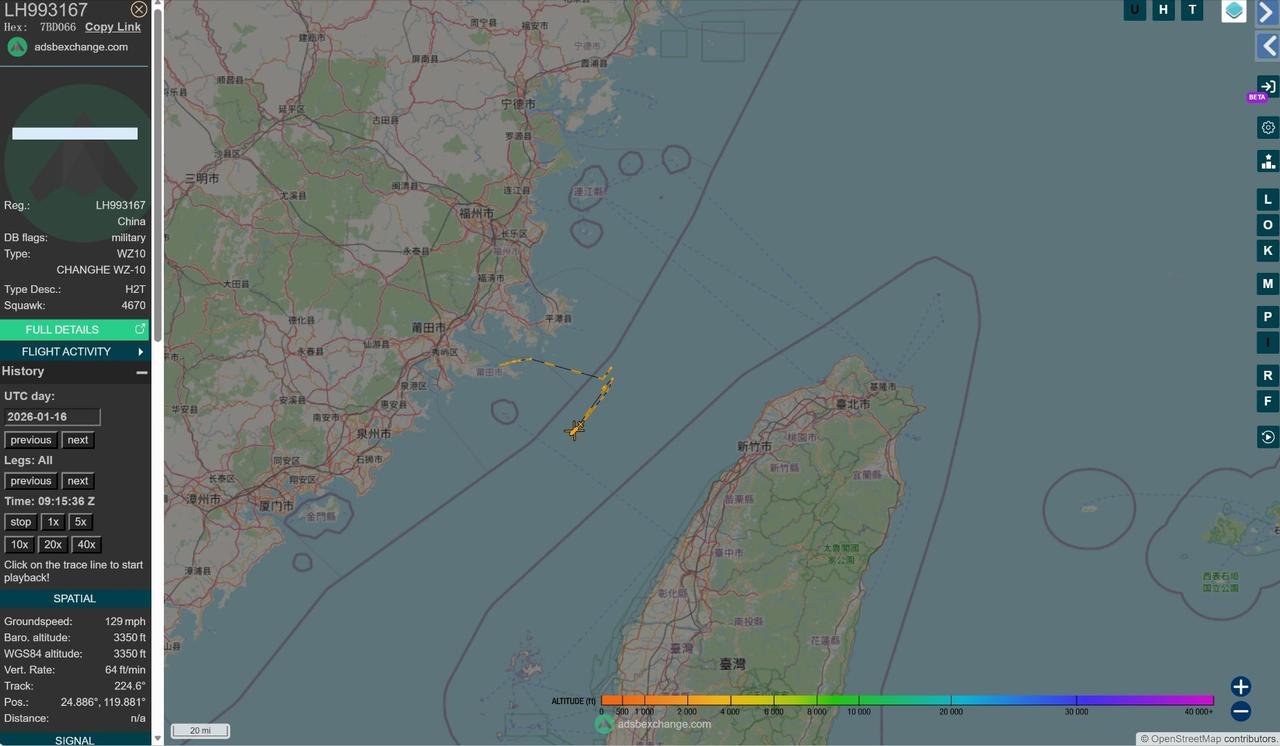 台海“内海化”的实战红线，今天被两架直-10彻底焊死！面对美军“宙斯盾”舰的贴身