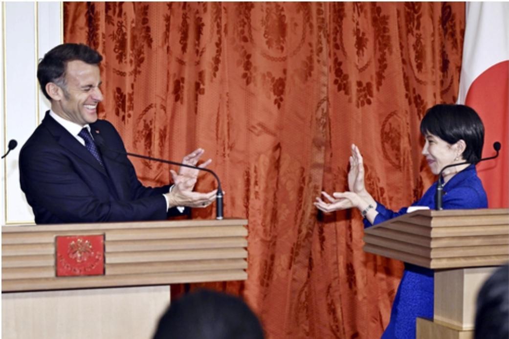 1、法国决定不了欧洲市场，马克龙连法国市场都决定不了。
2、现在不是中国需要欧洲