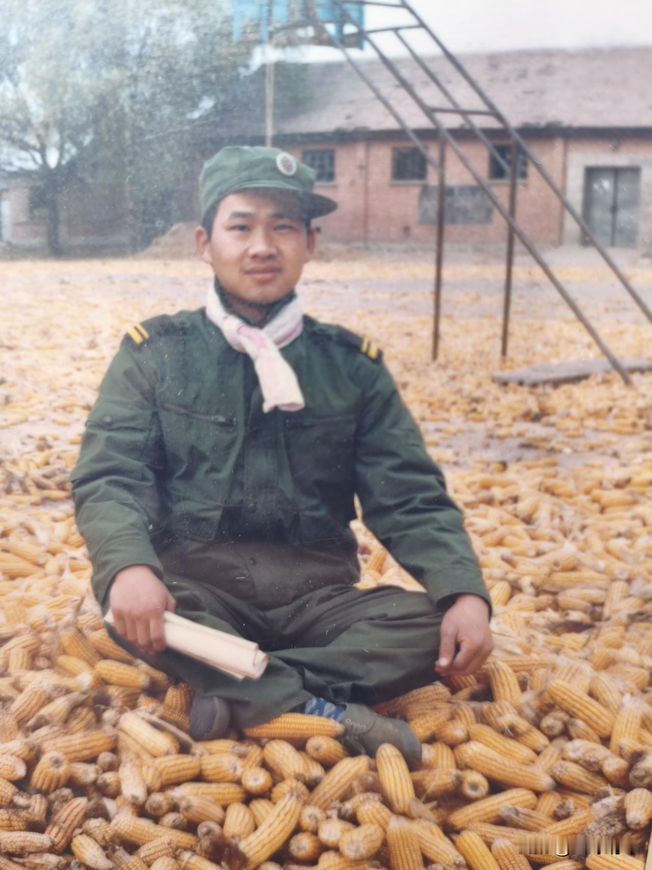 用一句话代表你当过兵做别人不想做的活。