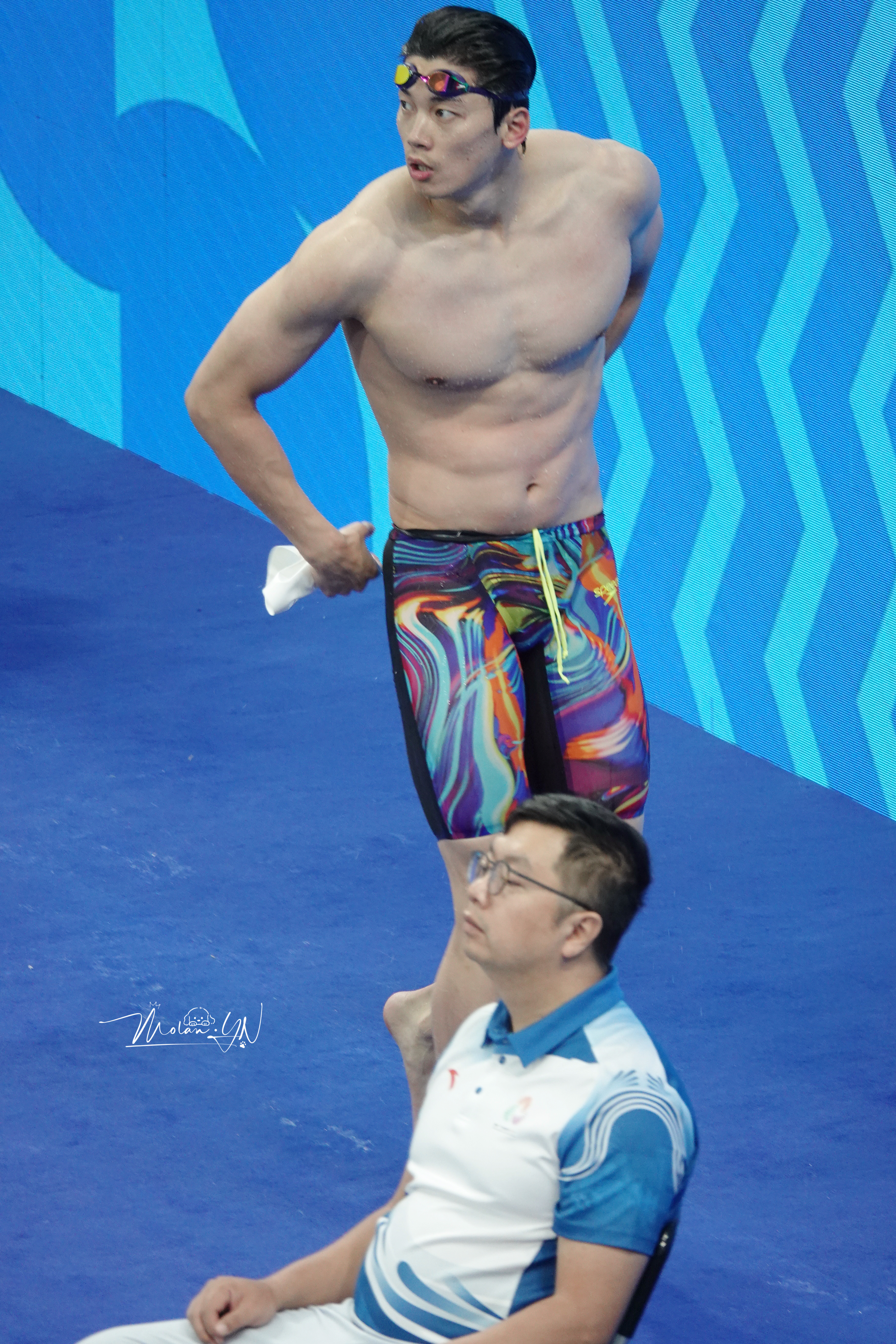 欧巴他点位低、易欣赏就是我看这张时我的感觉