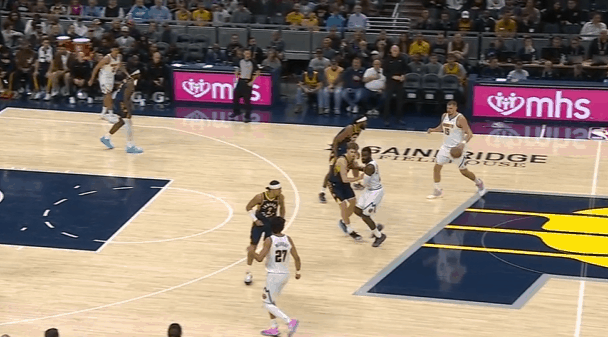 逐帧拆解：穆雷赛季最佳单场表现，对阵步行者狂砍52分图1约基奇持球过半场后立即高