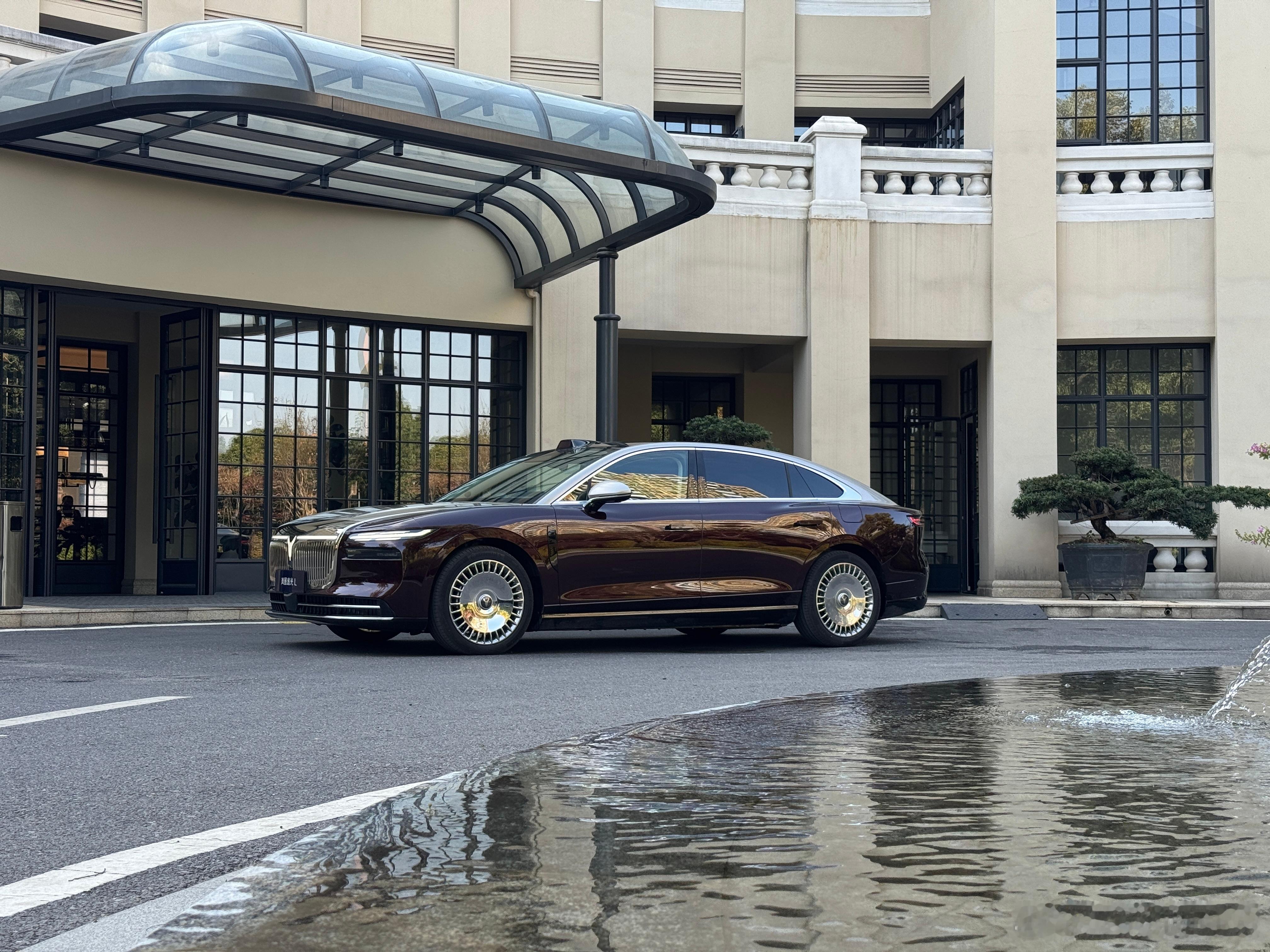 车子一停就觉得味儿正！ 岚图追光phev 武汉