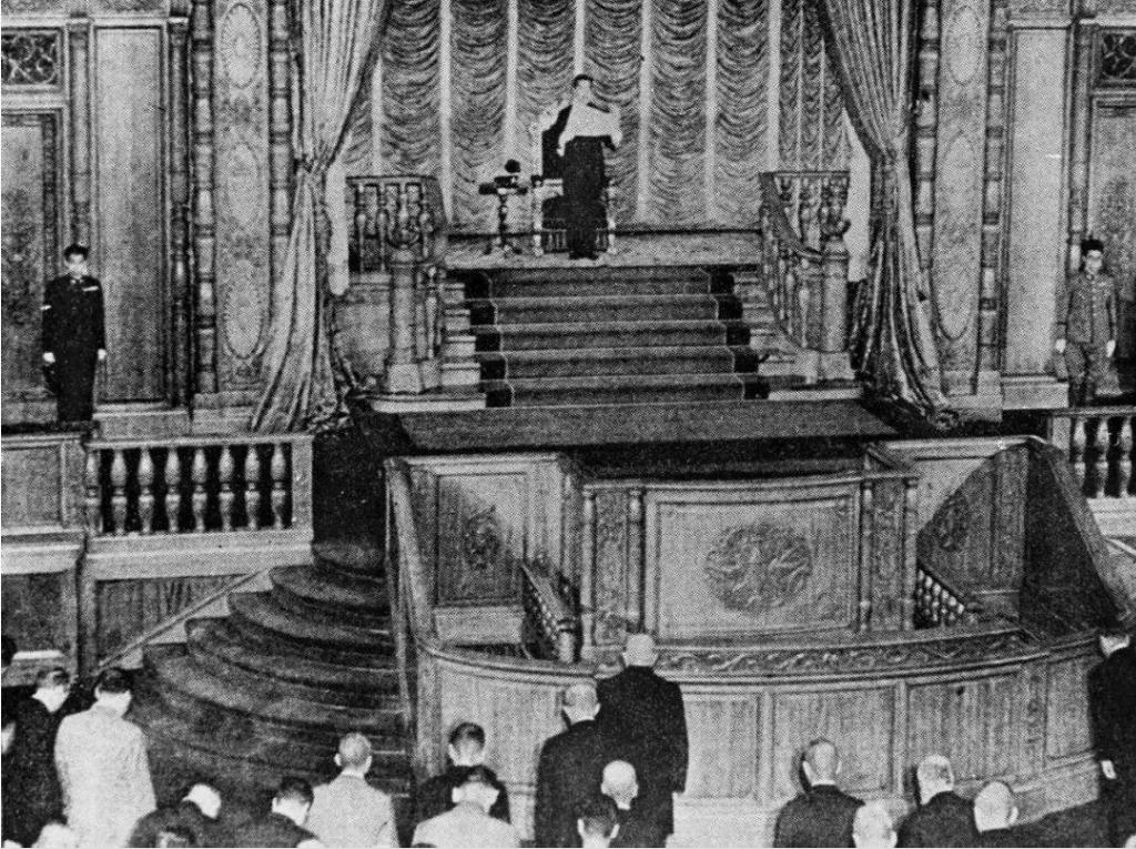 80 年前的 1945 年 8 月 15 日，日本天皇裕仁宣读《终战诏书》宣布无